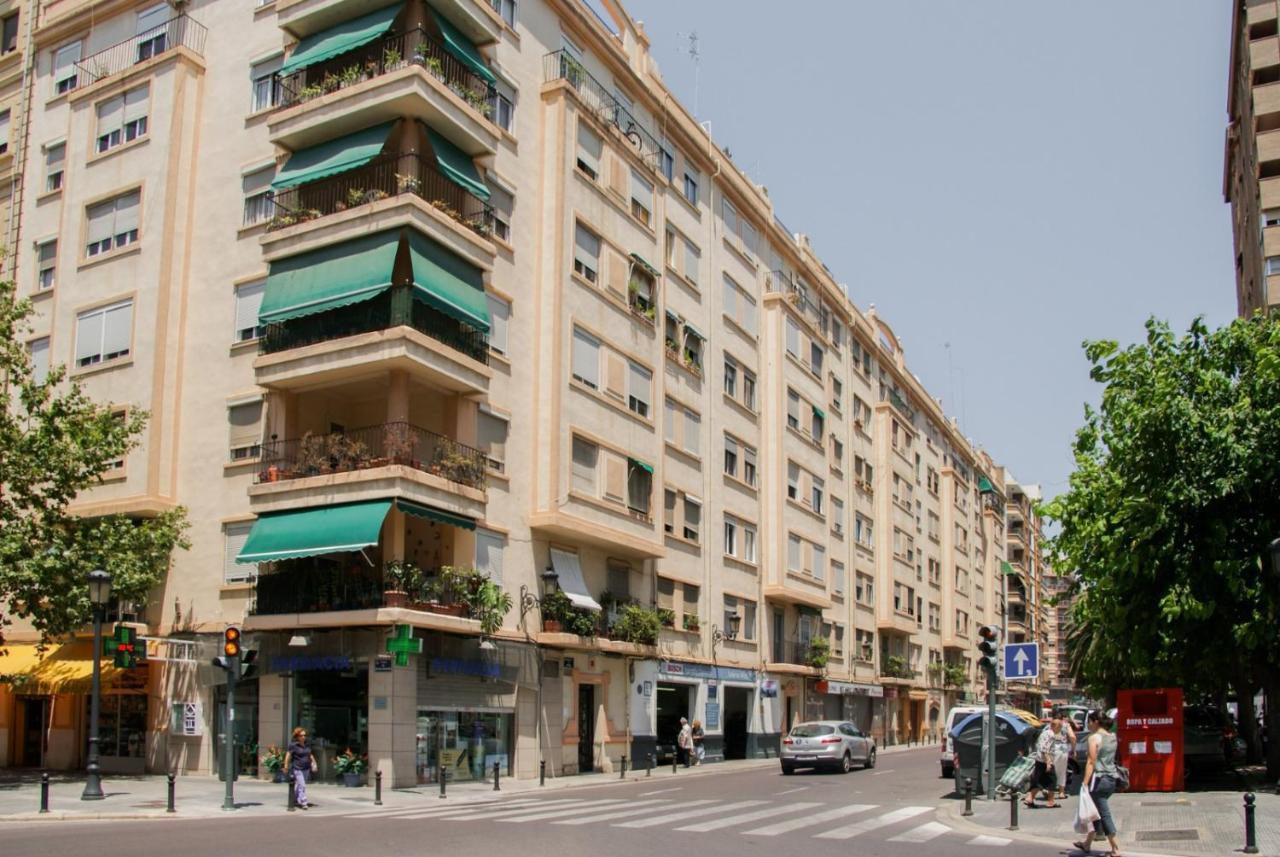Apartamentos Fv Flats Valencia - Mestalla 7 エクステリア 写真